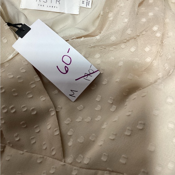 NWT Astr Cream High Low Dress - Picture 13 of 13